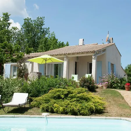 Provence With Pool 펜션